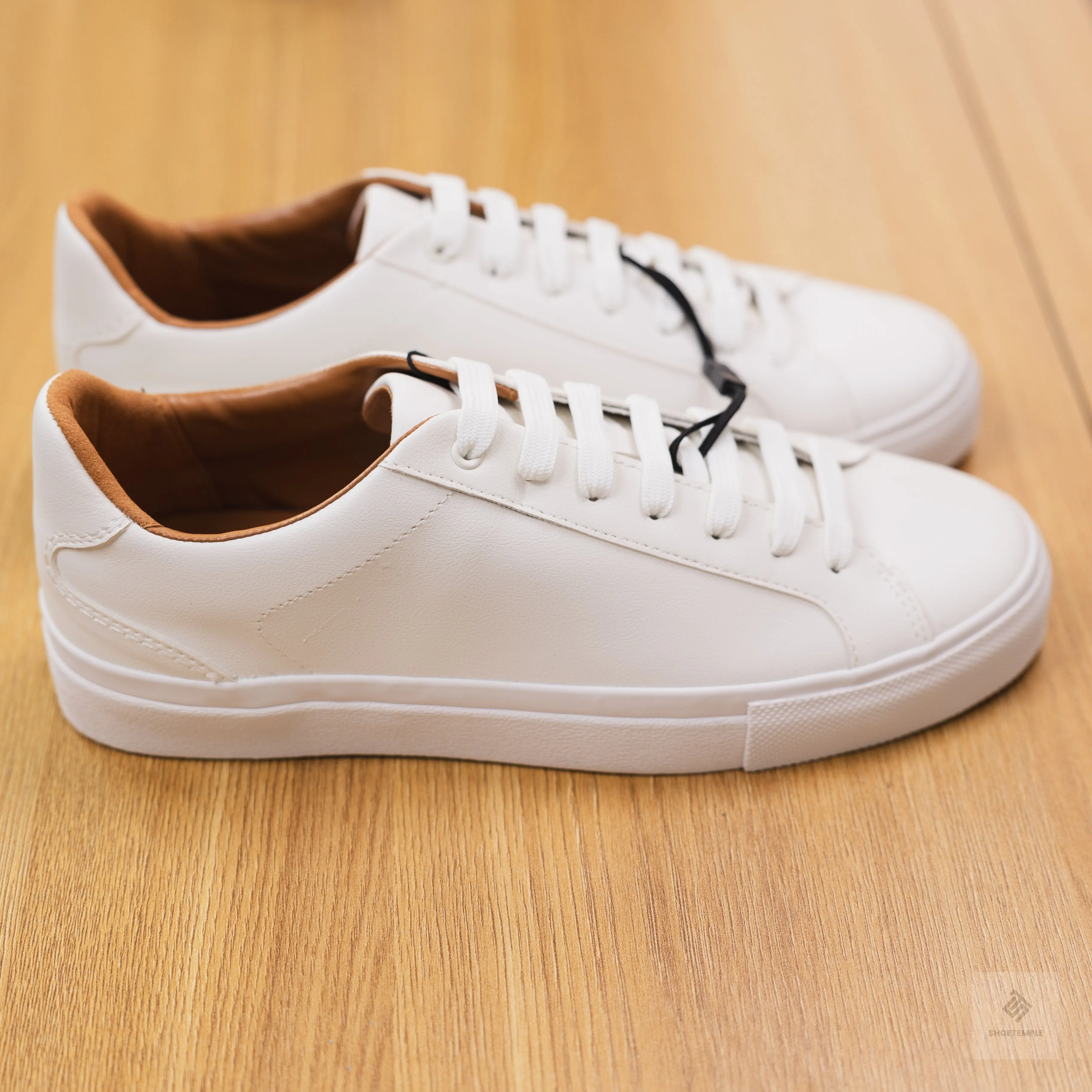 Zara Leather Sneaker