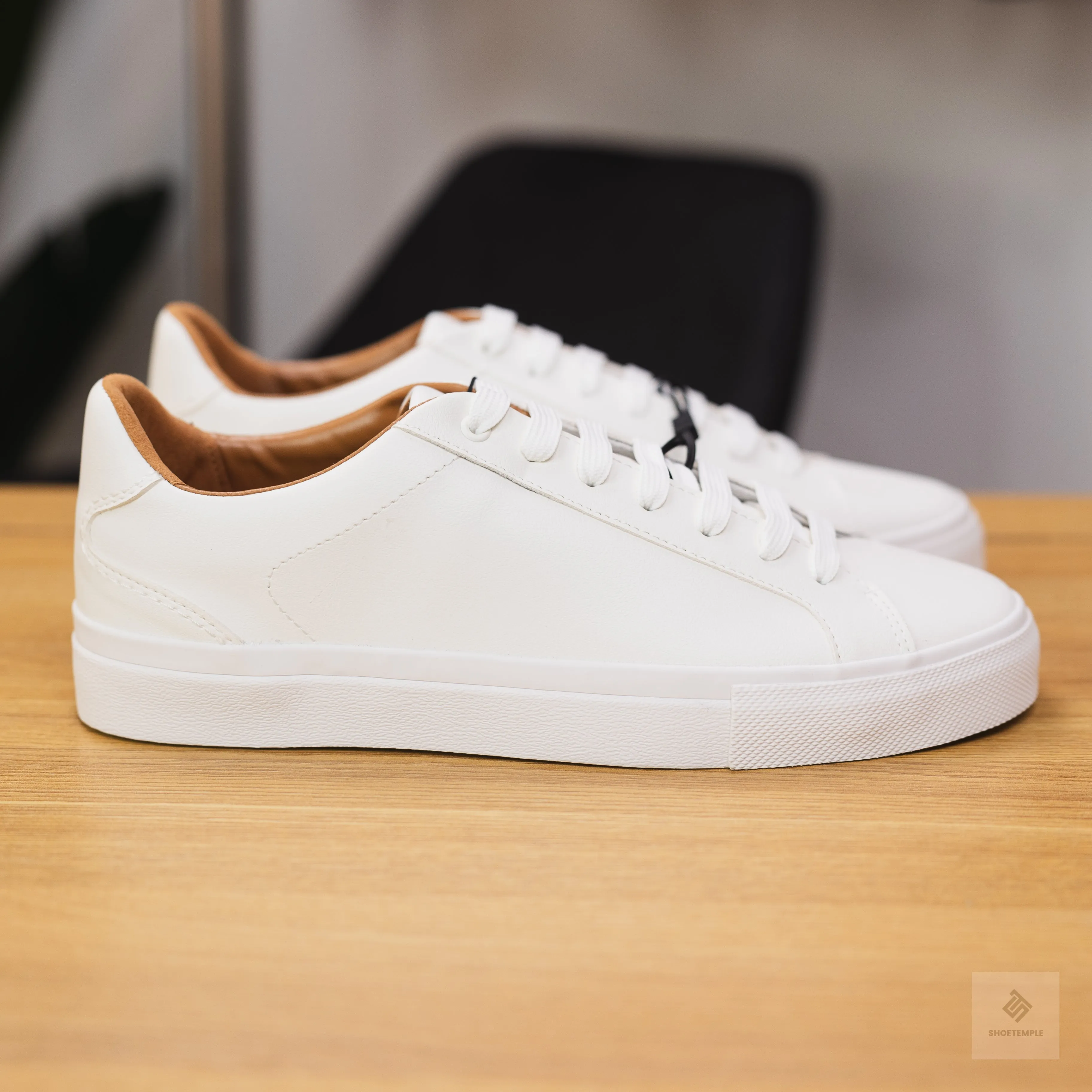 Zara Leather Sneaker